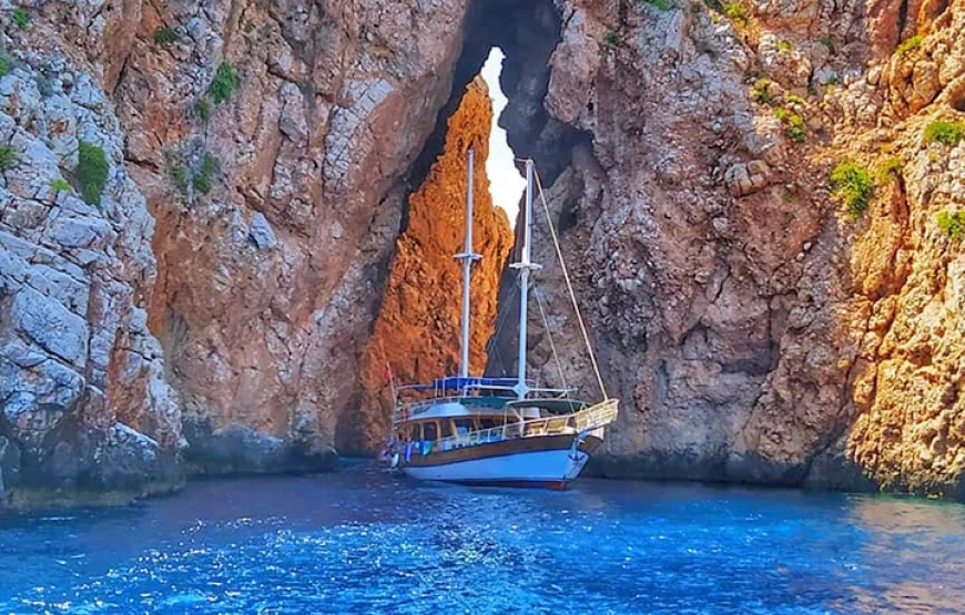 MALDIVE (SULU ADA) 2025