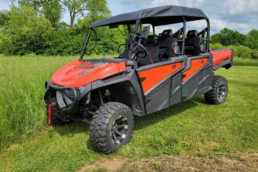 UTV 1000 CC 6 PERSON